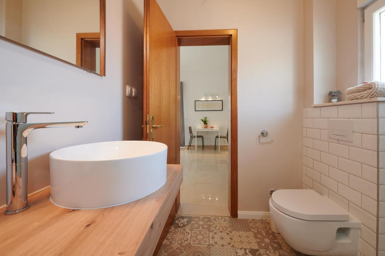 T&T Sea View Apartments Τρογκίρ Εξωτερικό φωτογραφία